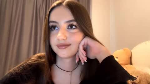 Snapshot of little_anioneta chatting on October 22, 2:45 am Catherine online show from October 22, 2:45 am