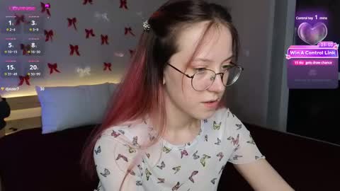 Snapshot of little_bliss chatting on March 4, 11:32 pm little_bliss online show from March 4, 11:32 pm