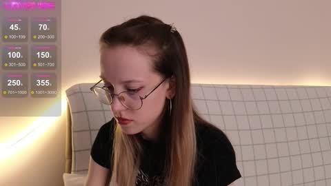 Snapshot of little_bliss chatting on October 23, 9:57 pm little_bliss online show from October 23, 9:57 pm