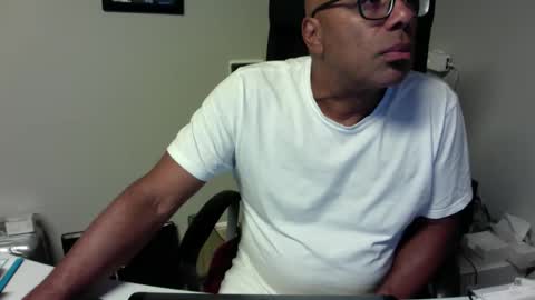 Snapshot of little_buddha chatting on September 11, 5:46 pm Pure Black Power online show from September 11, 5:46 pm