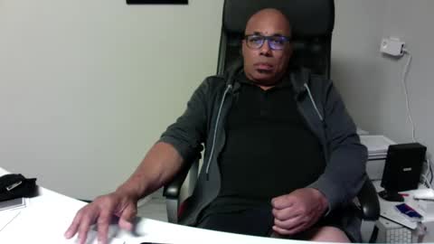 Snapshot of little_buddha chatting on May 11, 7:44 pm Pure Black Power online show from May 11, 7:44 pm