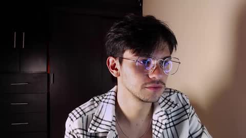 Daniel online show from November 20, 6:02 am