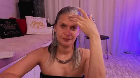 little_heart_andreea online show from May 26, 9:00 pm