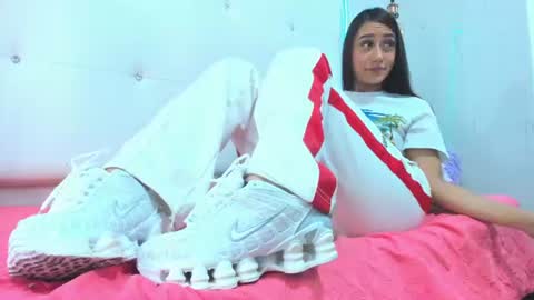   online show from July 10, 1:25 pm