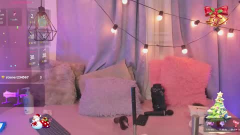 Lili online show from November 22, 9:14 pm