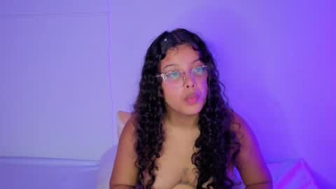 little_lilith_apple online show from November 13, 7:35 pm