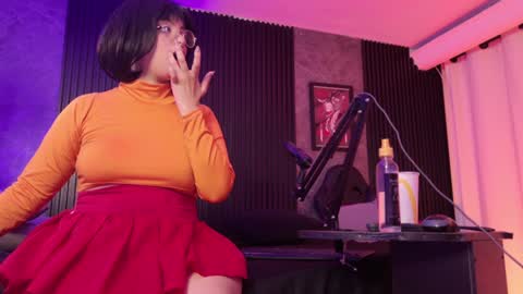 Maeve  online show from February 1, 12:29 am