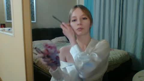 Snapshot of little_mariaa chatting on February 15, 6:15 pm Maria online show from February 15, 6:15 pm