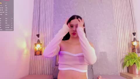 Snapshot of little_melody1 chatting on June 5, 12:44 pm little_melody1 online show from June 5, 12:44 pm