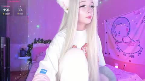 Snapshot of little_misaki chatting on August 7, 9:17 pm Maria online show from August 7, 9:17 pm