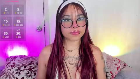Snapshot of little_natty_ chatting on July 2, 6:25 pm Natty online show from July 2, 6:25 pm