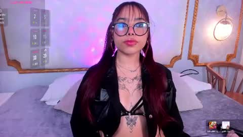 Snapshot of little_natty_ chatting on July 21, 6:32 pm Natty online show from July 21, 6:32 pm