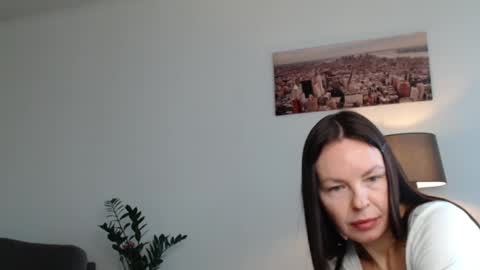 Snapshot of little_nicole_ chatting on September 9, 6:13 am Nicole online show from September 9, 6:13 am