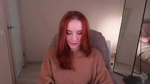little_pretty_woman online show from June 1, 12:07 pm