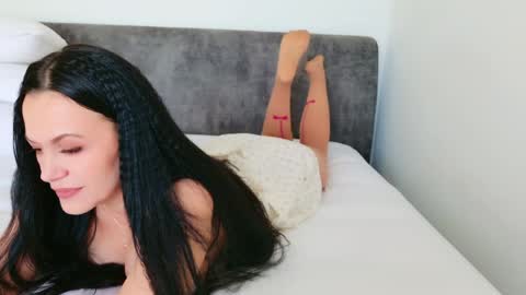 hey im anna online show from May 5, 5:37 am