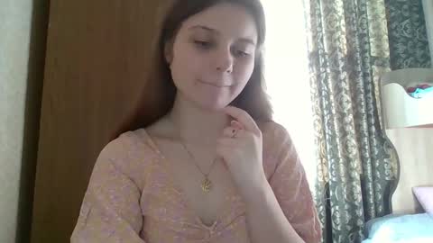 little_shygirl_ online show from February 24, 12:05 pm