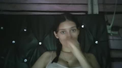 ESTRELA online show from May 25, 6:03 pm