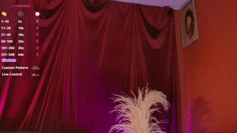 Snapshot of little_twiink chatting on June 7, 1:59 pm Juan Ferrer online show from June 7, 1:59 pm