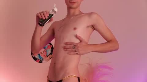 Snapshot of little_twiink chatting on August 9, 2:00 pm Juan Ferrer online show from August 9, 2:00 pm