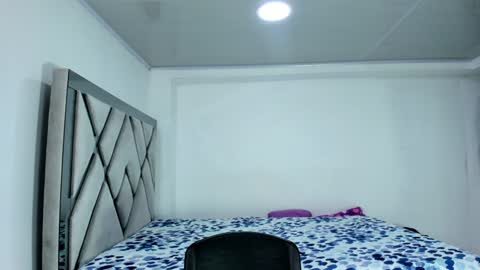 Abbie online show from December 6, 4:36 am