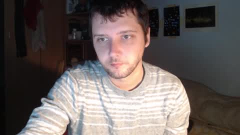 littlealien7 online show from September 19, 6:37 am