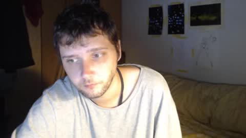 littlealien7 online show from October 29, 9:33 am