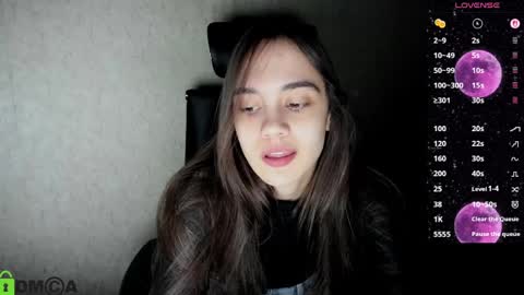 littleashleyy online show from April 20, 6:31 pm