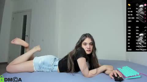 littleashleyy online show from July 10, 10:45 pm