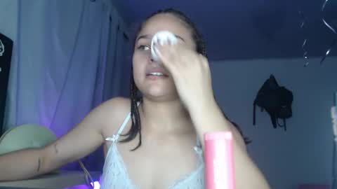 littlecheerry69 online show from November 27, 3:36 pm