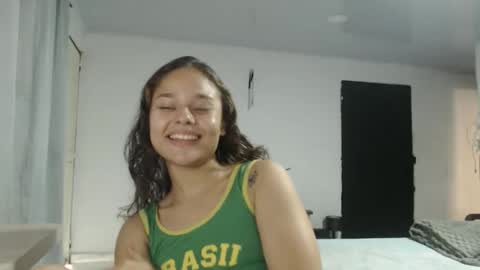 littlecheerry69 online show from April 15, 7:58 pm