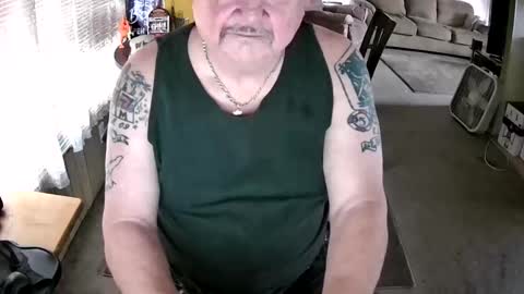 Littled83057 online show from May 28, 7:11 pm