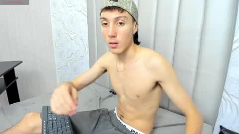 DANNY online show from April 14, 5:30 pm