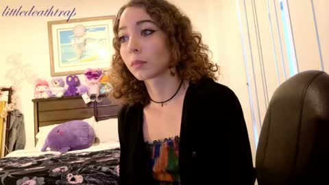 littledeathtrap online show from April 11, 11:42 pm