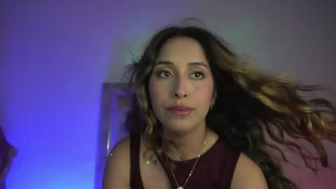 littlee_emma_ online show from July 15, 1:11 am