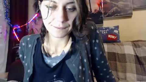 Snapshot of littlehappines chatting on January 19, 2:28 pm littlehappines online show from January 19, 2:28 pm