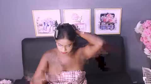 Snapshot of littleindianmilf chatting on January 15, 12:04 pm littleindianmilf online show from January 15, 12:04 pm