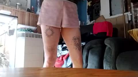 littleleo96 online show from January 13, 2:50 am