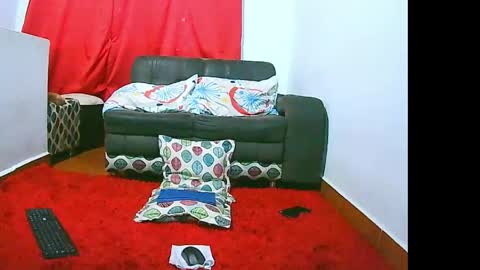 Snapshot of littlemia_777 chatting on April 27, 8:07 pm Mia online show from April 27, 8:07 pm