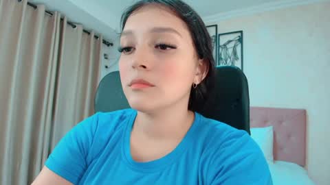 Sarahs Room online show from July 7, 11:42 pm