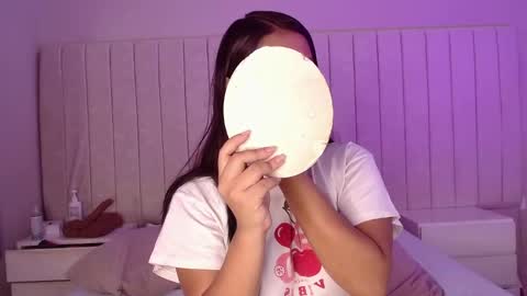 Snapshot of littleoliviia_ chatting on October 15, 2:50 pm im olivia IG littleolivia01 online show from October 15, 2:50 pm