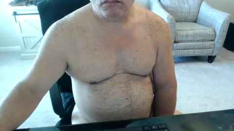 Snapshot of littleone1111765968 chatting on July 7, 4:00 pm littleone1111765968 online show from July 7, 4:00 pm