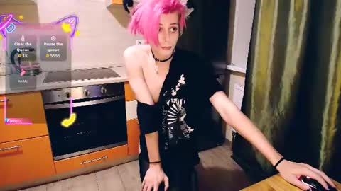 Snapshot of littlepinkcat chatting on July 30, 12:20 am Felix online show from July 30, 12:20 am