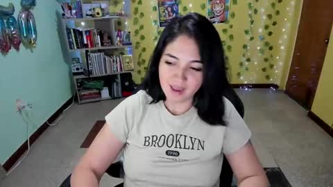 Mia  Wednesday to Sunday 730 am to 1030 am Colombian Hour D online show from January 13, 4:28 am