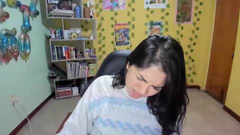 Mia  Wednesday to Sunday 730 am to 1030 am Colombian Hour D online show from March 10, 3:56 am