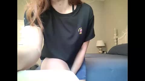 littlered_6969 online show from April 29, 8:04 pm