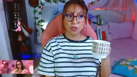 Snapshot of littlerouse_ chatting on July 3, 7:48 am Ruby Rouse online show from July 3, 7:48 am