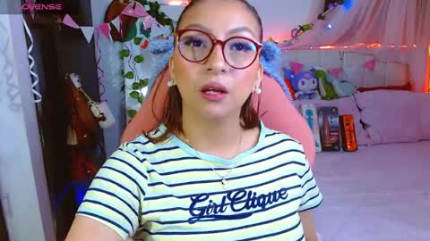 Snapshot of littlerouse_ chatting on July 22, 9:12 am Ruby Rouse online show from July 22, 9:12 am