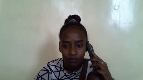 littlesandie online show from December 22, 6:32 am