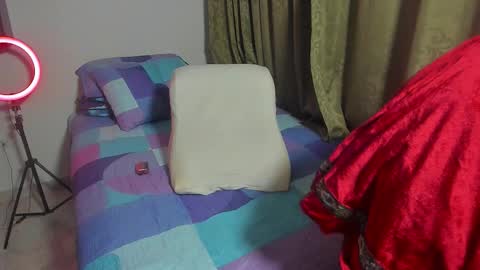 Sofi online show from September 15, 2:00 am