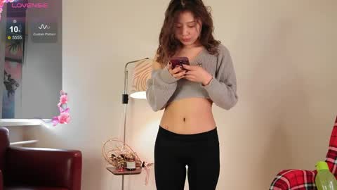 Ayumi or Yumi online show from April 12, 3:33 am